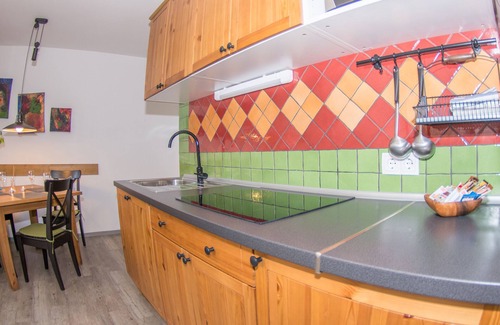 Kranjska Gora Apartment | Apartments Helena* - app no.5; mountain view - two balconies; confort; modern
