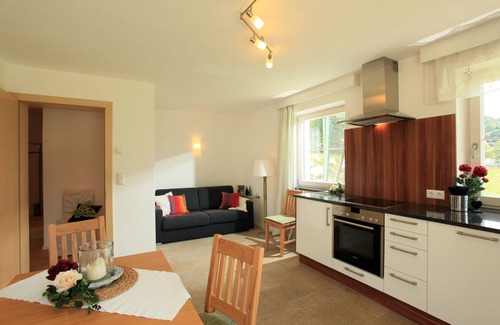 Moosen Apartment | Apartments in a sunny, prime location, right next to 2 cable car valley stations