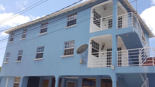 Saint Lawrence Apartment | Apartments in Bridgetown, Barbados