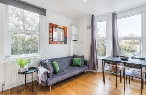 Tulse Hill Apartment | Apartments in Brixton next door to Brockwell Park