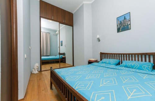 Kyiv Apartment | Apartments in Center metro Olimpiyskay Velyka Vaselkivska street
