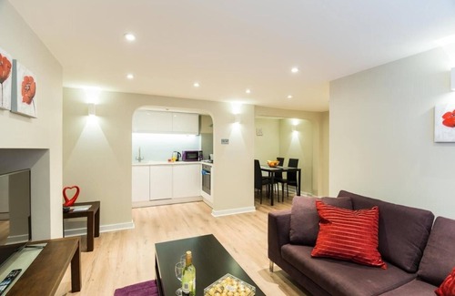 Pimlico Apartment | Apartments in Central London | Perfect for Families | Steps to Vicent Square