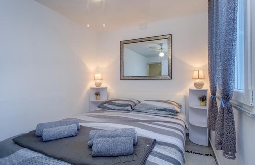 Cove Murtar Apartment | Apartments in Croatia