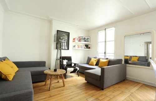 Quartier de Rochechouart Apartment | Apartments in Paris, France