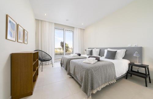 Porto de Mos Apartment | Apartments in Porto de Mós, Portugal