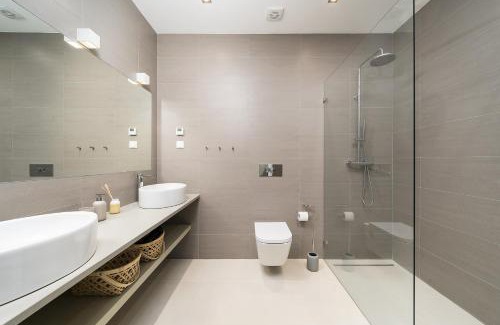 Porto de Mos Apartment | Apartments in Porto de Mós, Portugal