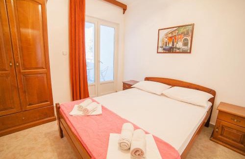 Petrovac Apartment | Apartments Ivan