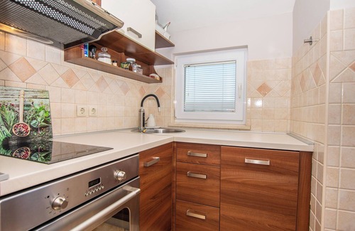 Turanj Apartment | Apartments Josip (27001-A4) - Turanj