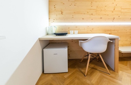 Ljubljana Apartment | Apartments Kamr'ca - room 2 & 5 with private bathroom