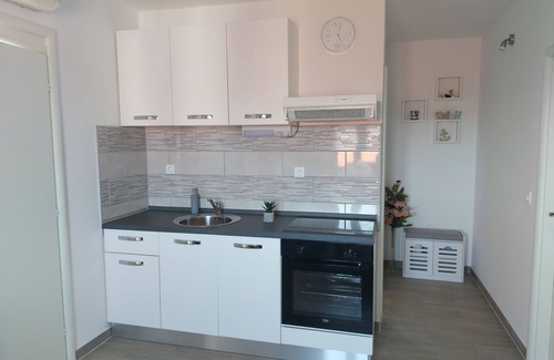 Bol Apartment | Apartments Karlo (26721-A1) - Bol - island Brac
