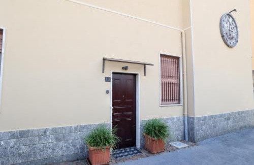 Cardano al Campo House | Apartments Le Rondini 3