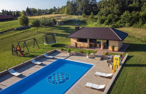 Slunj Apartment | Apartments Lucija
