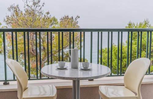 Ratac Apartment | Apartments Lucija Makarska-first row to the sea