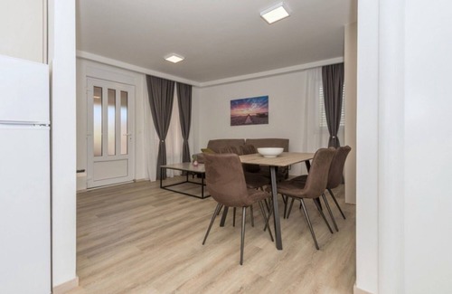 Donja luka Apartment | Apartments Mari (111891-A1) - Makarska