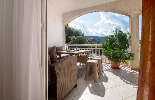 Neum Apartment | Apartments Matej - Two-Bedroom Apartment with Balcony and Sea View 206
