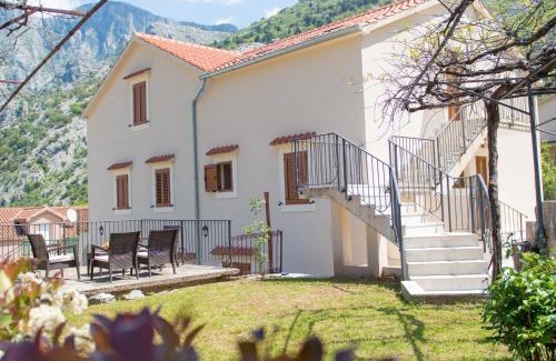 Skaljari Apartment | Apartments Mezini 11