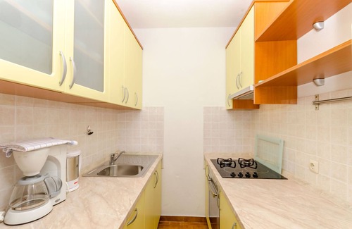 Pokrivenik Apartment | Apartments Mrvelj (100301-A3) - Gdinj - island Hvar