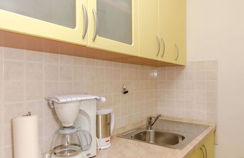 Pokrivenik Apartment | Apartments Mrvelj (100301-A3) - Gdinj - island Hvar