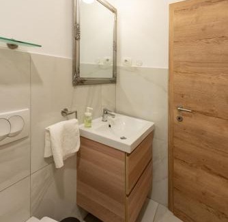 Ika Apartment | Apartments next to the beach - INRIKA