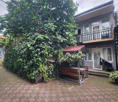 Old Boulevard House | Apartments On Vaja Pshavela