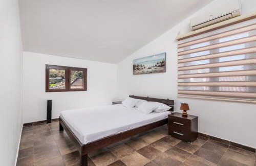 Prcanj Apartment | Apartments Pajovic