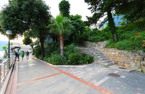 Herceg Novi Apartment | Apartments Port View