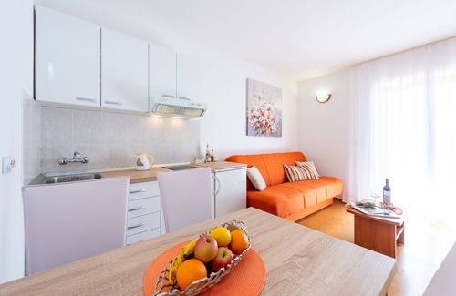Cavtat Apartment | Apartments & Rooms Cina- One Bedroom Apartment with Balcony and Sea View