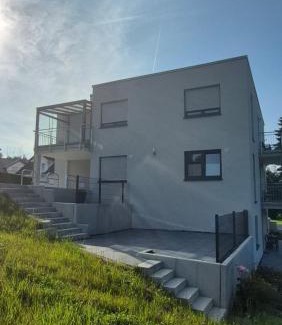 Sondelfingen House | Apartments Seibel Doppel-Zweibettzimmer mit Küche und Wintergarten
