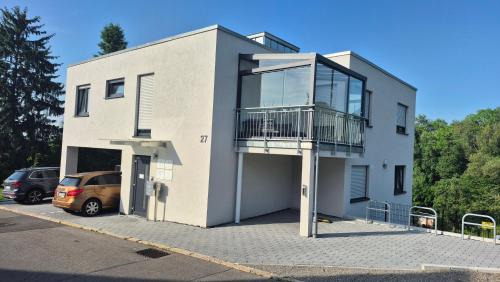 Sondelfingen House | Apartments Seibel Doppel-Zweibettzimmer mit Küche und Wintergarten