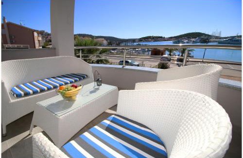 Rogoznica Apartment | Apartments Silver Beauty