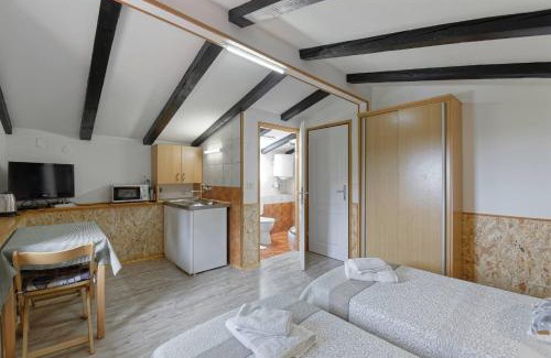 Groznjan Apartment | Apartments Smile by Rent Istria