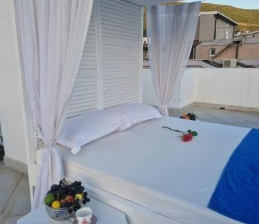 Maini Apartment | Apartments Tamara