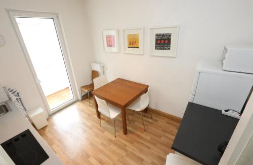 Mitte Apartment | Apartments Thommen