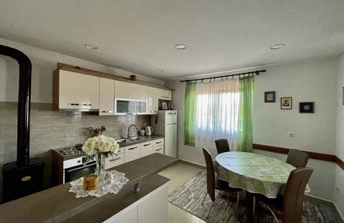 Veli Rat Apartment | Apartments Veli Rat (89391-A2) - Veli Rat (Dugi otok)
