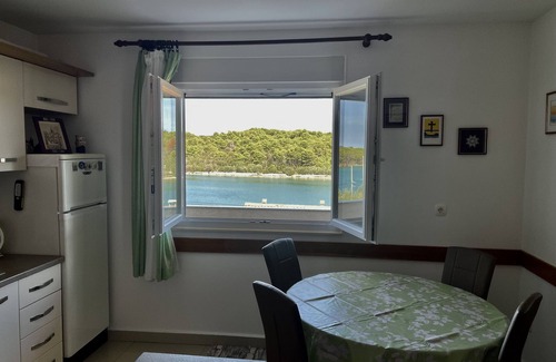 Veli Rat Apartment | Apartments Veli Rat (89391-A2) - Veli Rat (Dugi otok)