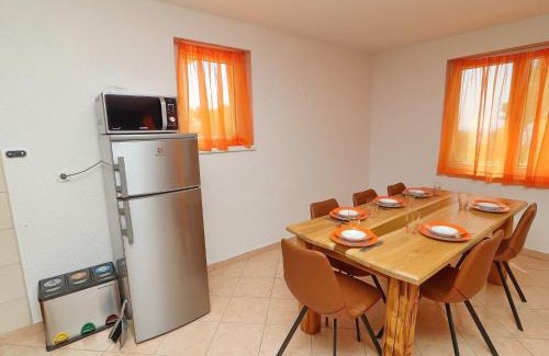 Orebic Apartment | Apartments Villa Michele-Three Bedroom Apartment with Terrace Mandarin