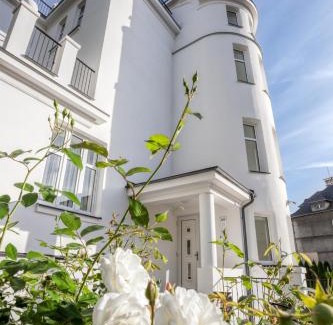 Ostrava Apartment | Apartments Villa Whitehouse