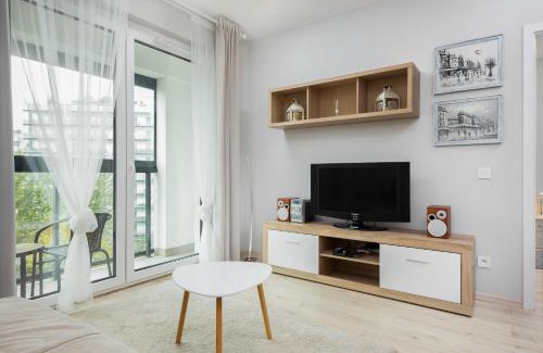 Powazki Apartment | Apartments Warsaw Obozowa by Noclegi Renters