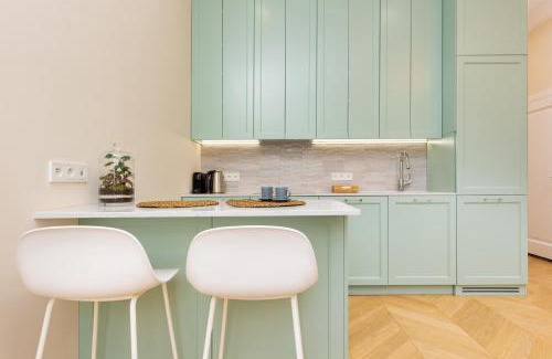 Praga Apartment | Apartments Warsaw Targowa by Noclegi Renters