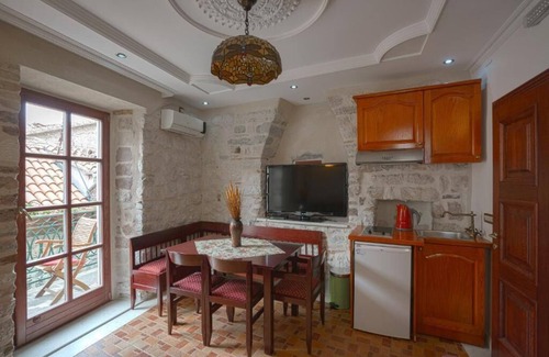 Kotor Old Town Apartment | Apartments Wine House Old Town