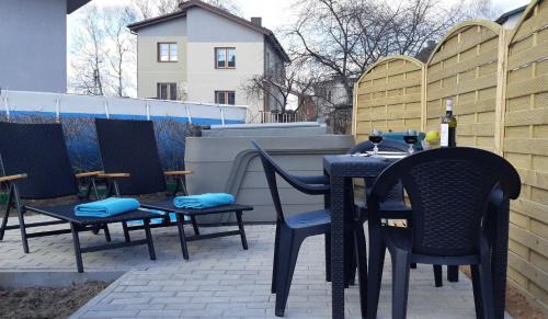 Zujunai Apartment | Apartments with outdoor SPA jacuzzi and sauna