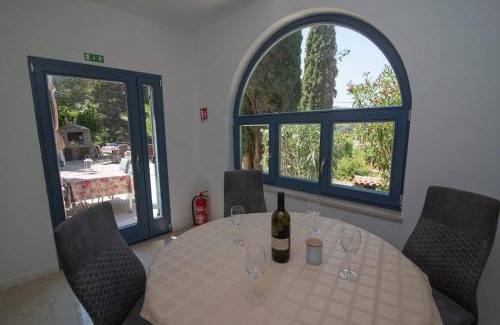 Veli Losinj Apartment | Apartments with parking space Veli Losinj, Losinj - 21187