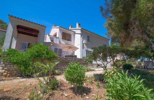 Veli Losinj Apartment | Apartments with parking space Veli Losinj, Losinj - 19700