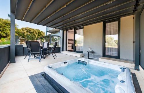 Rovinj Apartment | Apartments with private jacuzzi Garbin 1 and Garbin 2