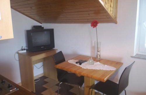 Catrnja Apartment | Apartments Zafran