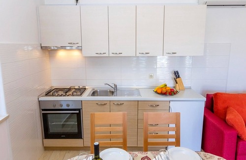 Veli Rat Apartment | Apartments Zvonko, (16324), Veli Rat, hr