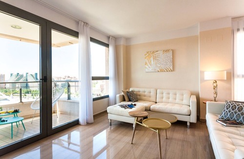 Penya-roja Apartment | ApartUP Green Opera Views