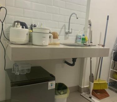 Makassar Apartment | Apateu Studio Sharia - Unit lengkap, tinggal bawa koper! at Apartemen Bandaraya Tallasa City
