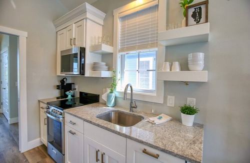 Ottawa House | Aphrodite | 1 Bed, 1 Bath