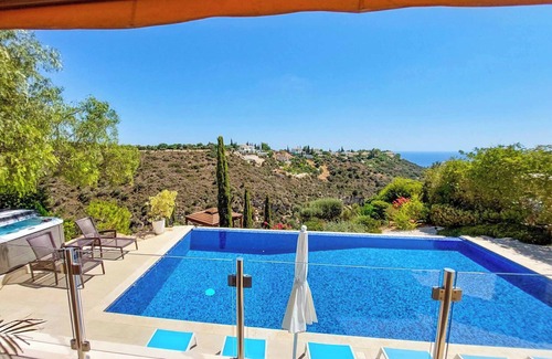 Aphrodite Hills Villa | Aphrodite Hills Superior Villa 0100